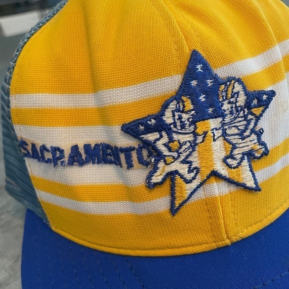 Vintage Sacramento Patch Snapback Trucker Hat USA Retro Blue Yellow Football - Picture 2 of 15